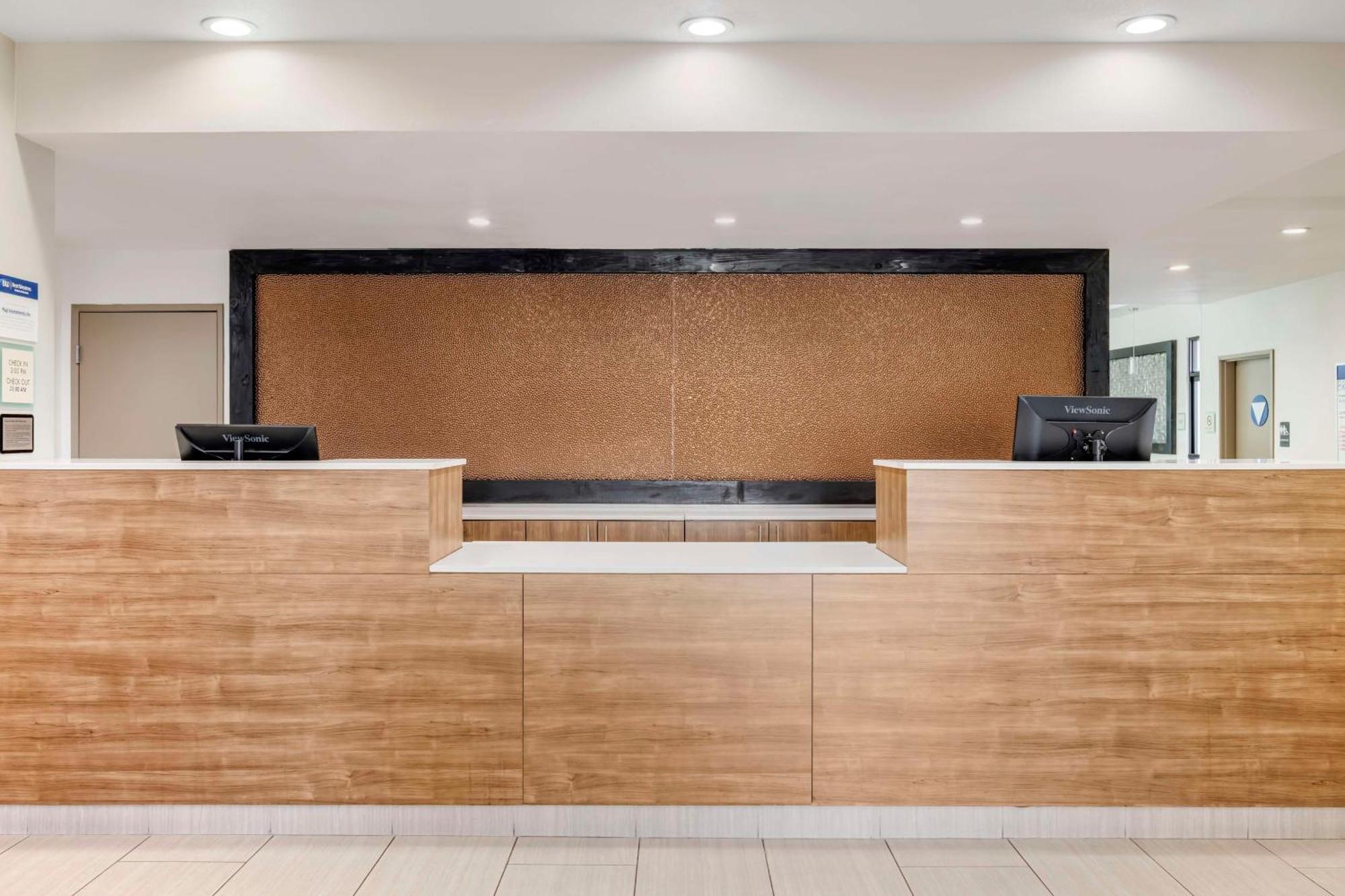 Best Western Carlsbad By The Sea Bagian luar foto