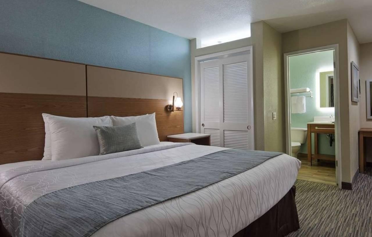 Best Western Carlsbad By The Sea Bagian luar foto